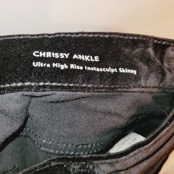 DL 1961 Chrissy black velvet ultra high rise button fly ankle pants Size 27 Goth - Picture 7 of 8